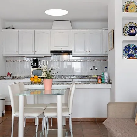 Apartment Puerto Chico 8