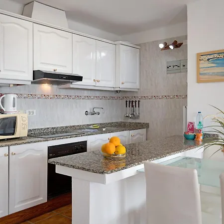 Puerto Chico 8 Apartment *